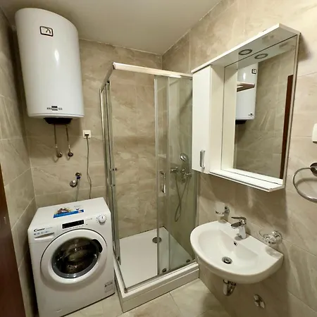 Διαμέρισμα Cozy 1 Bedroom With Free Parking *
